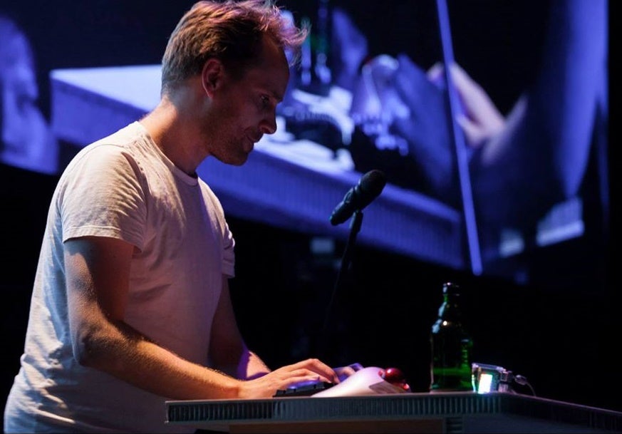 Sam Aaron playing music with Sonic Pic Sam Aaron playing music with Sonic Pic