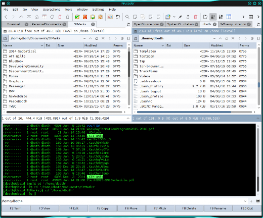 Krusader with the terminal emulator window open Krusader with the terminal emulator window open