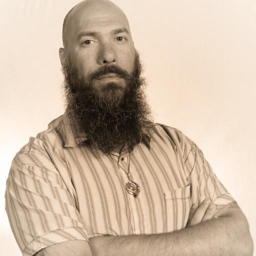 Headshot Matt Micene