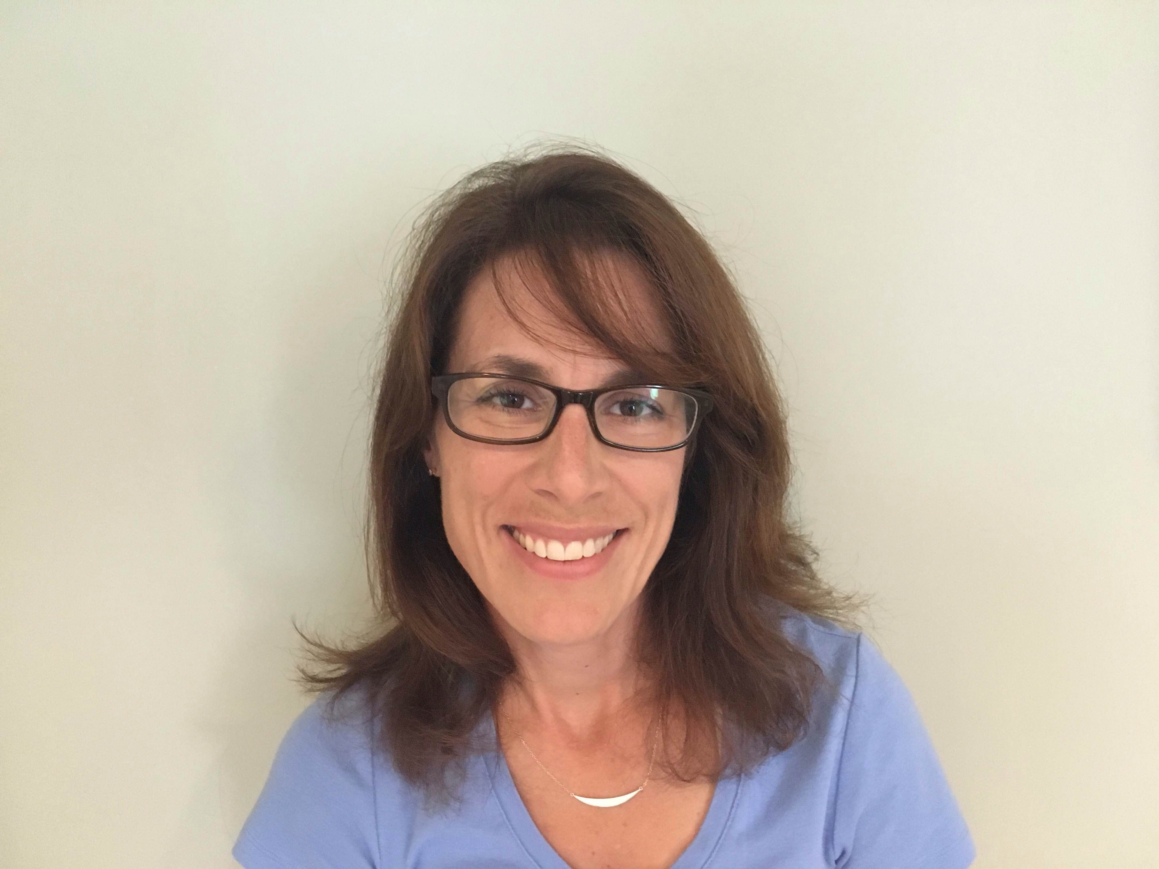 picture of Angela Robertson